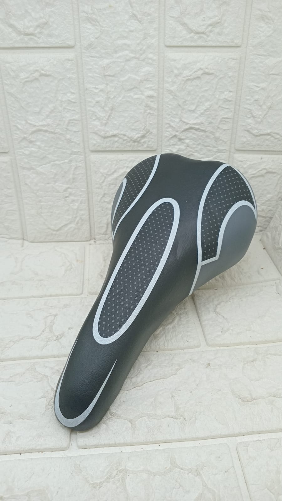 BICYCLE SEAT