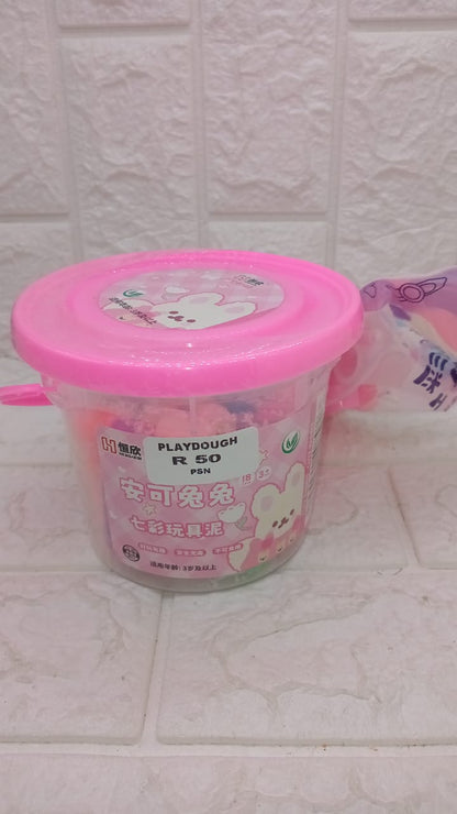 PLAYDOUGH BUCKET
