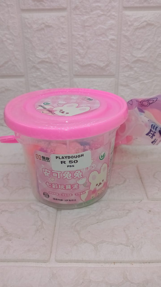 PLAYDOUGH BUCKET