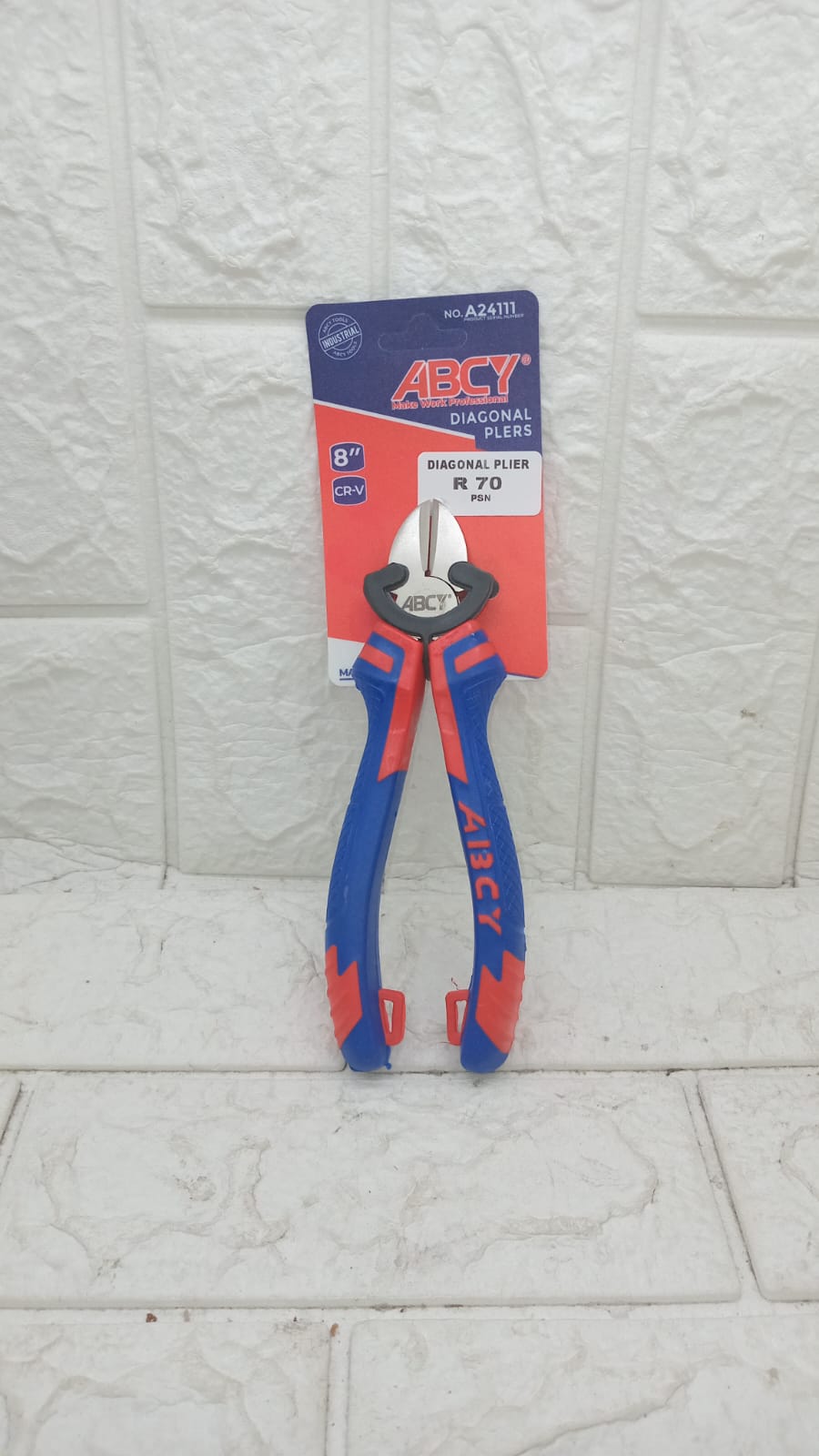 DIAGONAL PLIER