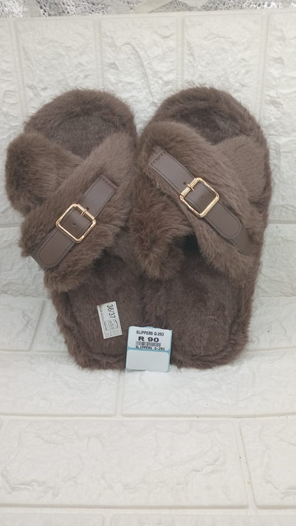 LADIES SLIPPERS