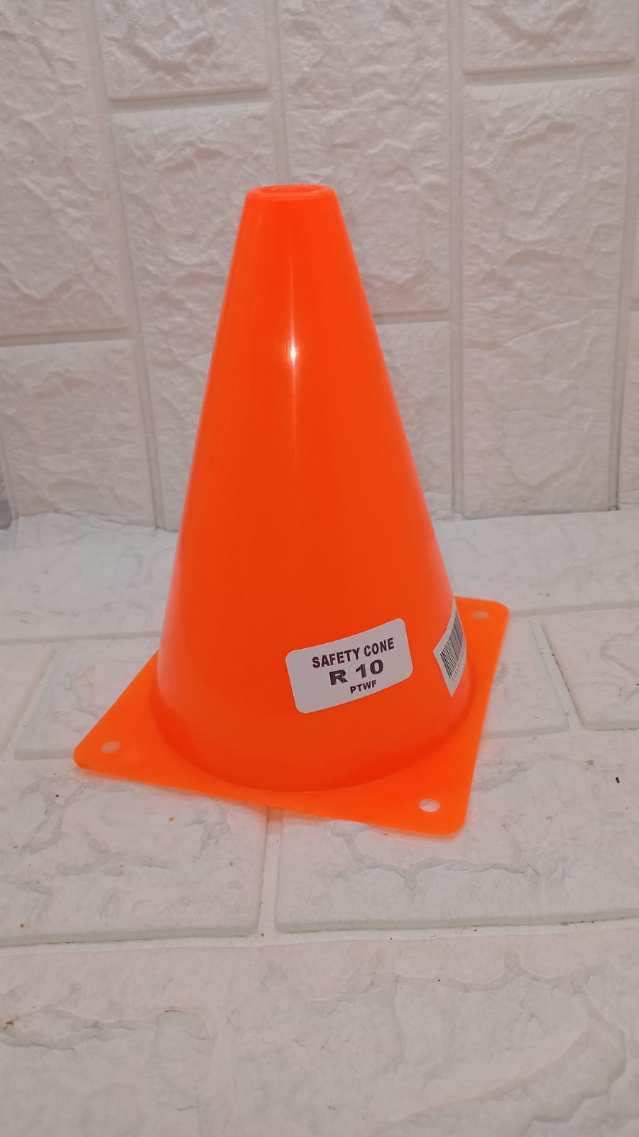 SAFETY CONE