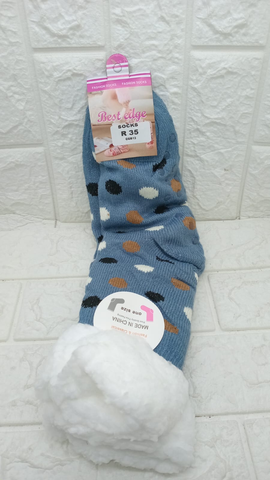 FLUFFY SOCKS