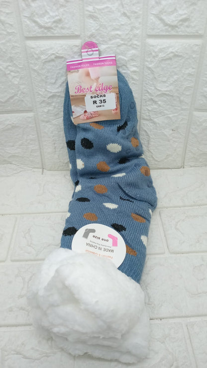 FLUFFY SOCKS