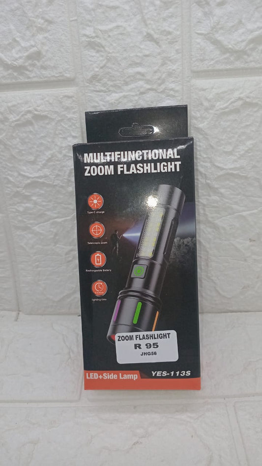 MULTIFUNCTIONAL ZOOM FLASHLIGHT