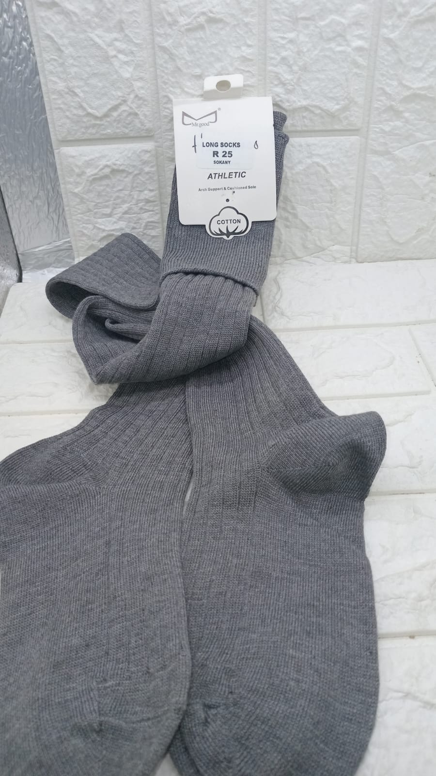 LONG SOCKS