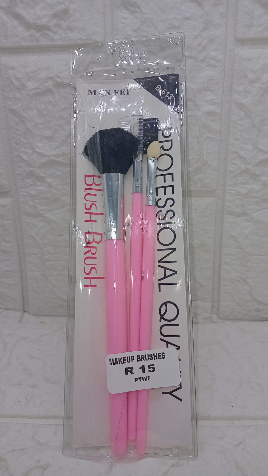 MAKE UP BRUSHES