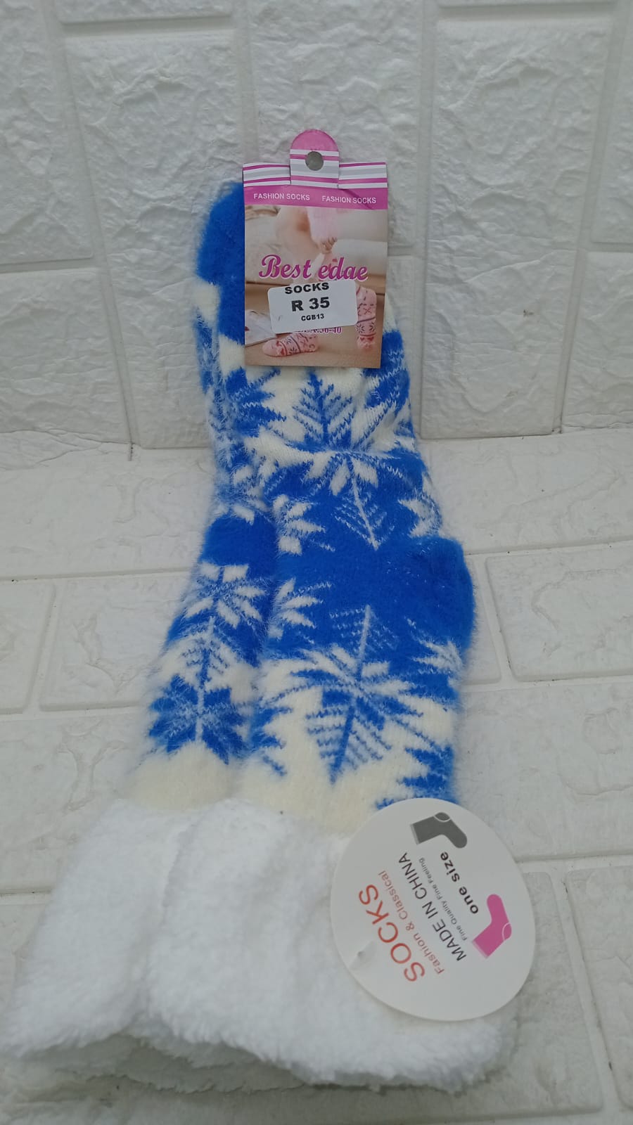 FLUFFY SOCKS