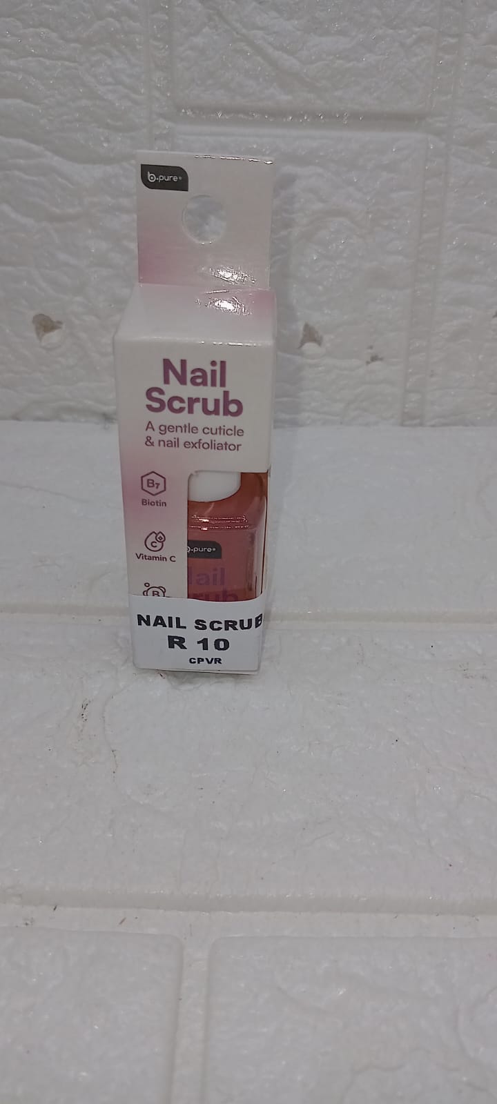 NAIL SCRUB