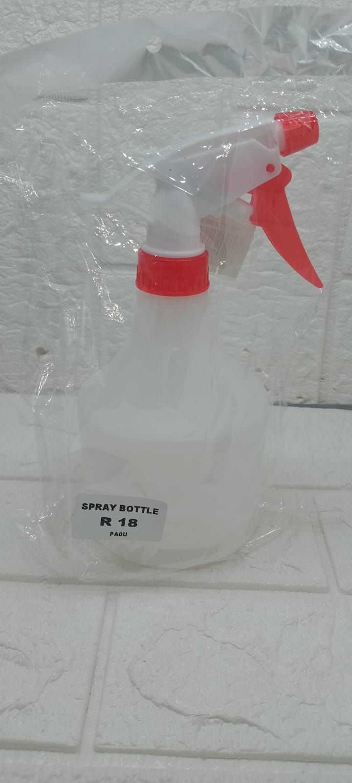 SPRAY BOTTLE