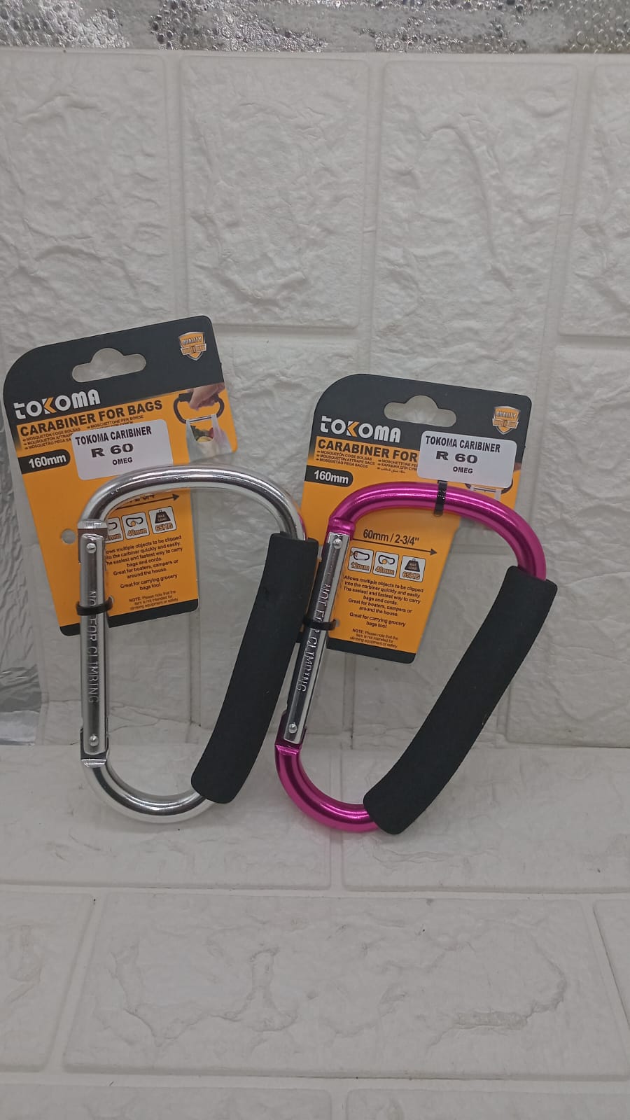 CARABINERS