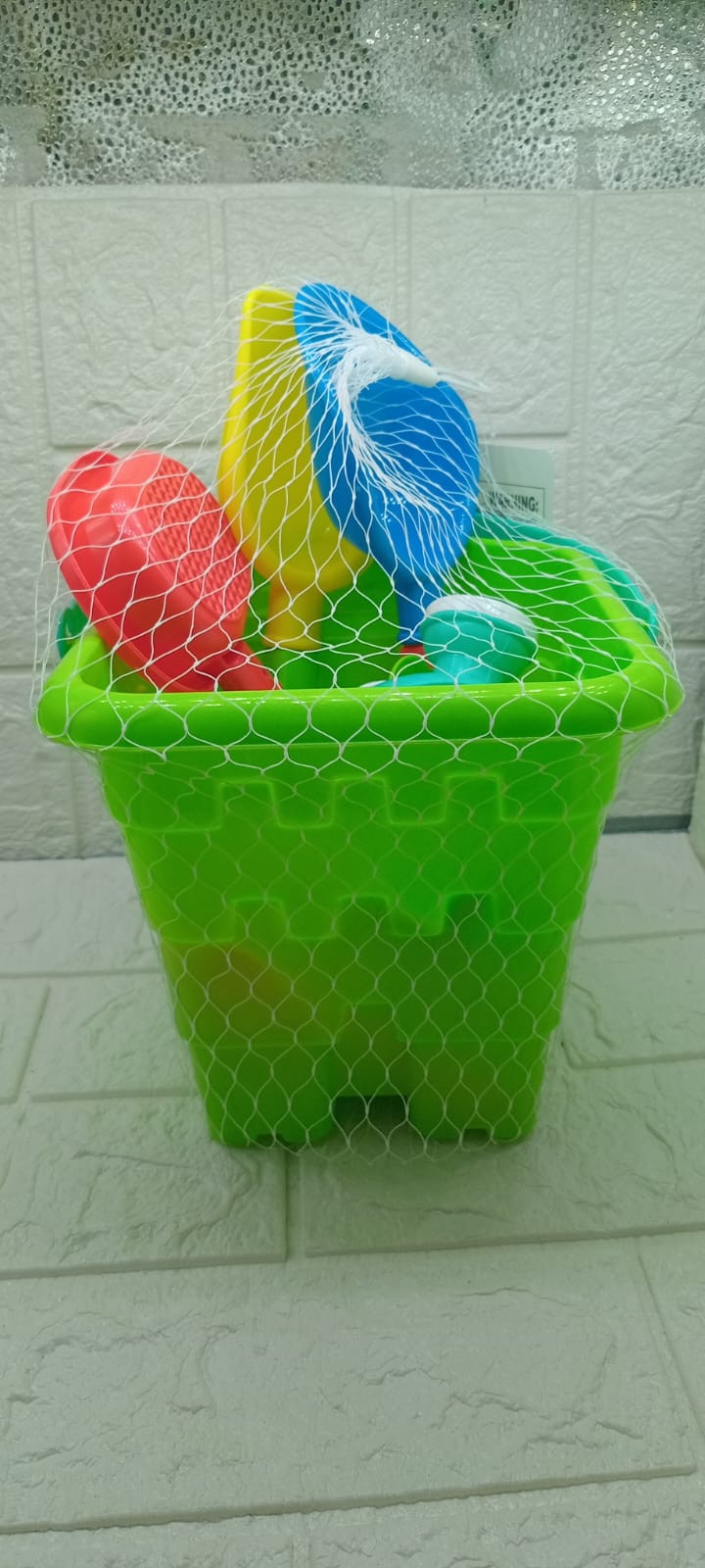 BEACH BUCKET