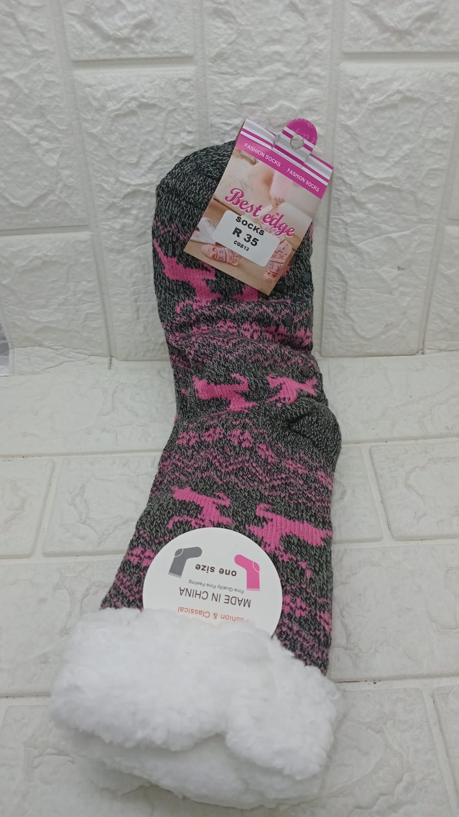 FLUFFY SOCKS