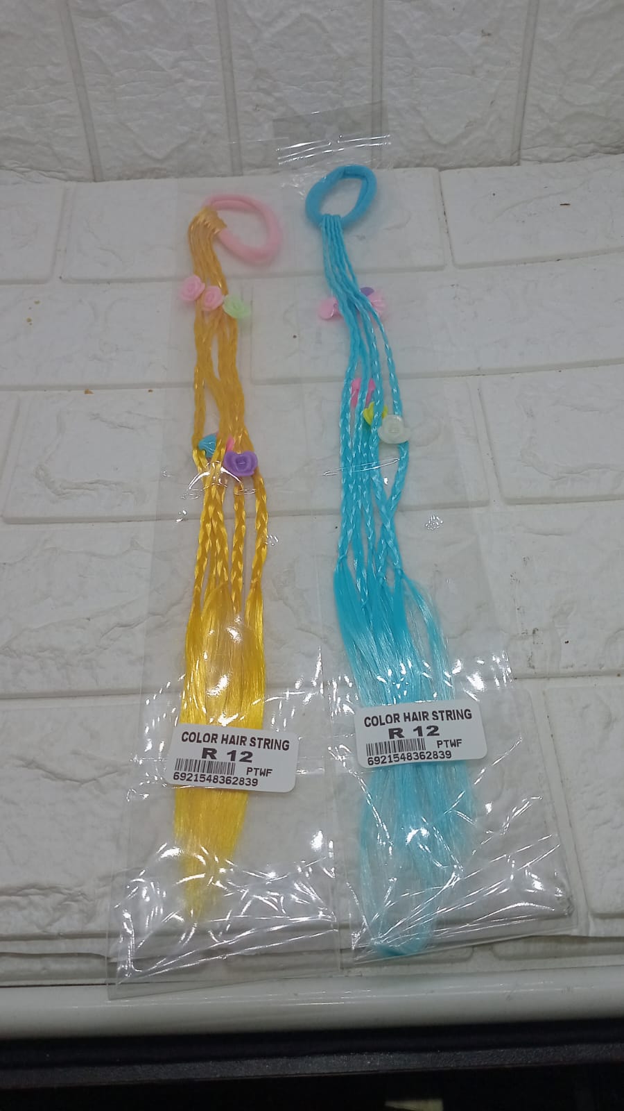 COLOR HAIR STRINGS