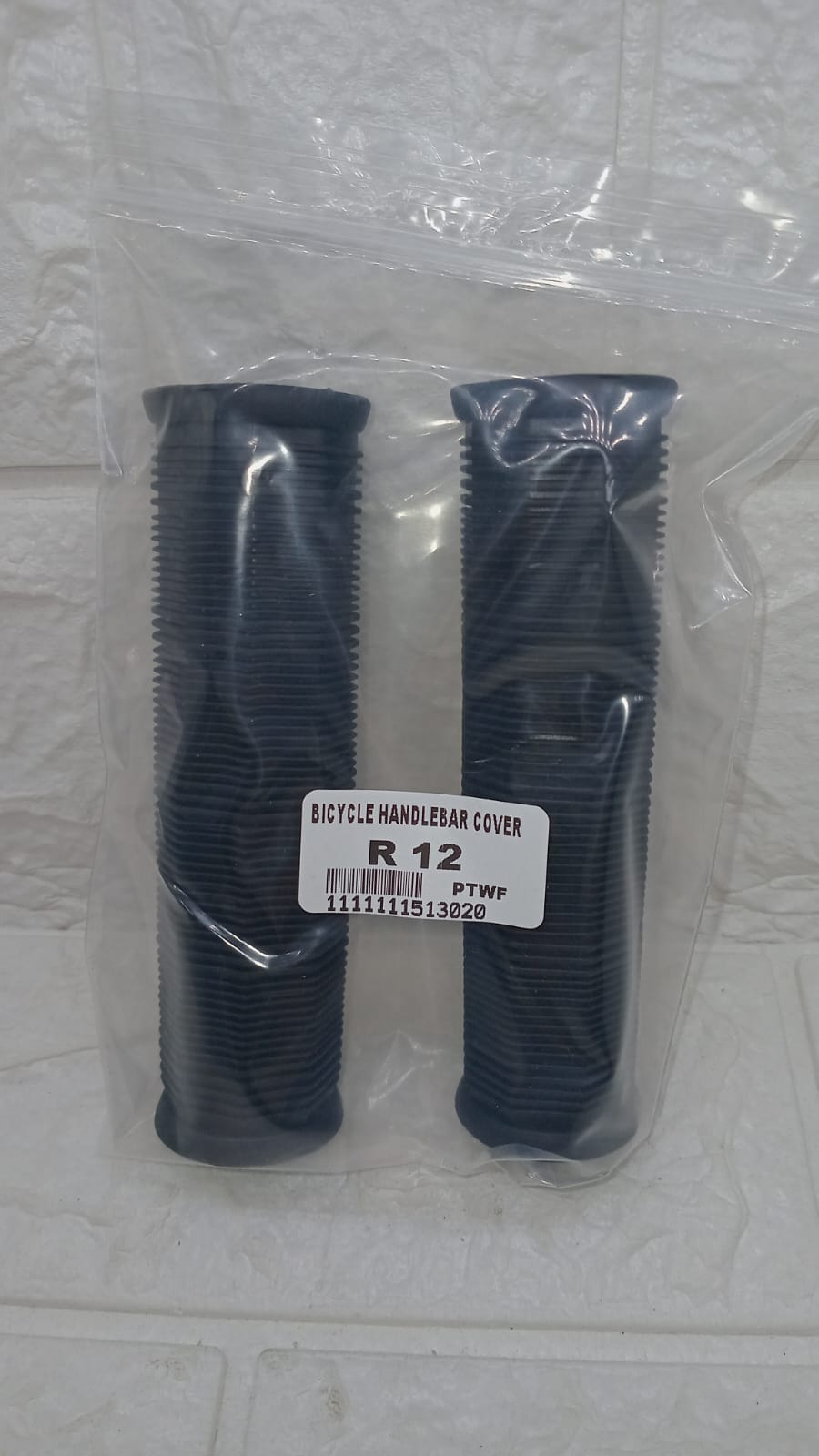 BICYCLE HANDLEBAR COVER