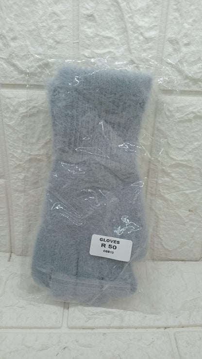 SOFT GLOVES