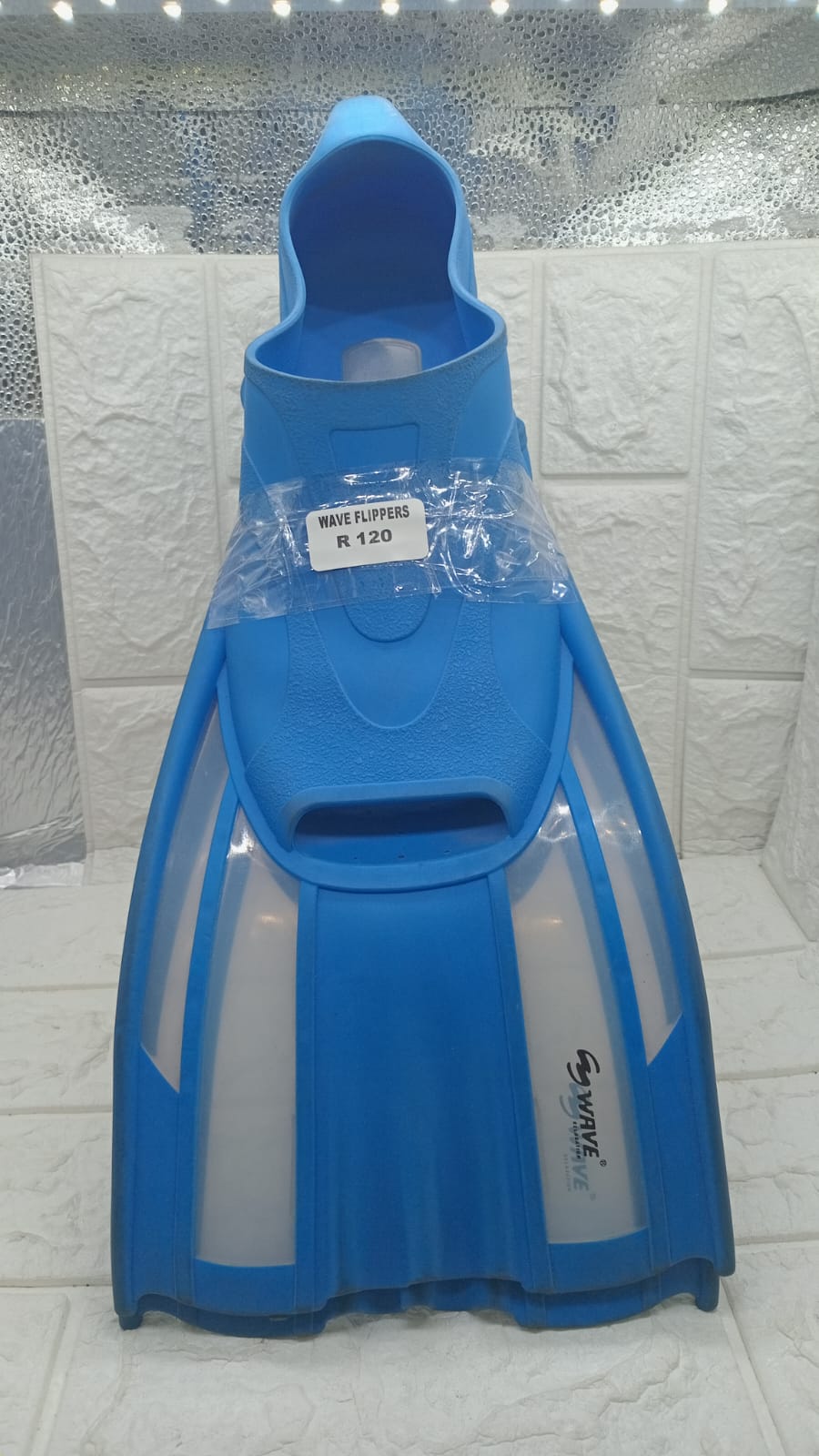 WAVE FLIPPERS