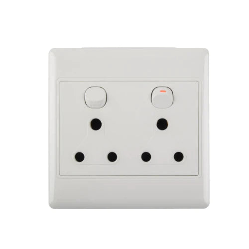 Redisson Double Switched Socket (4x4